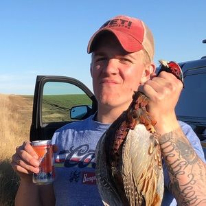 Meet your Posher, Adam